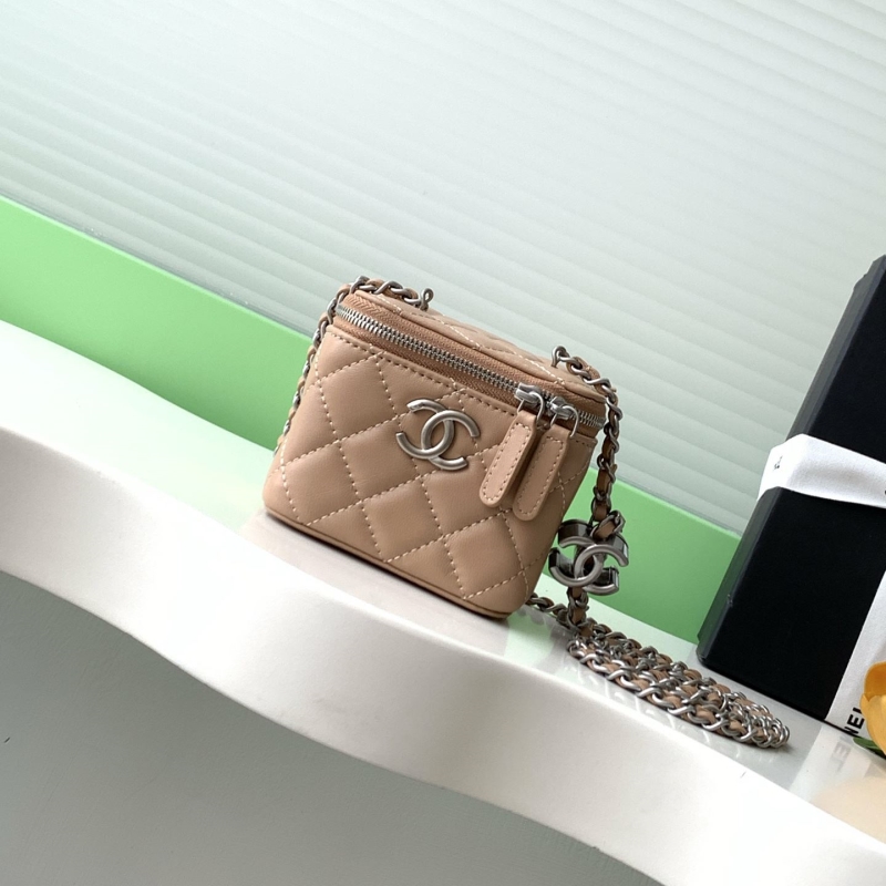 Ch**el cosmetic bags